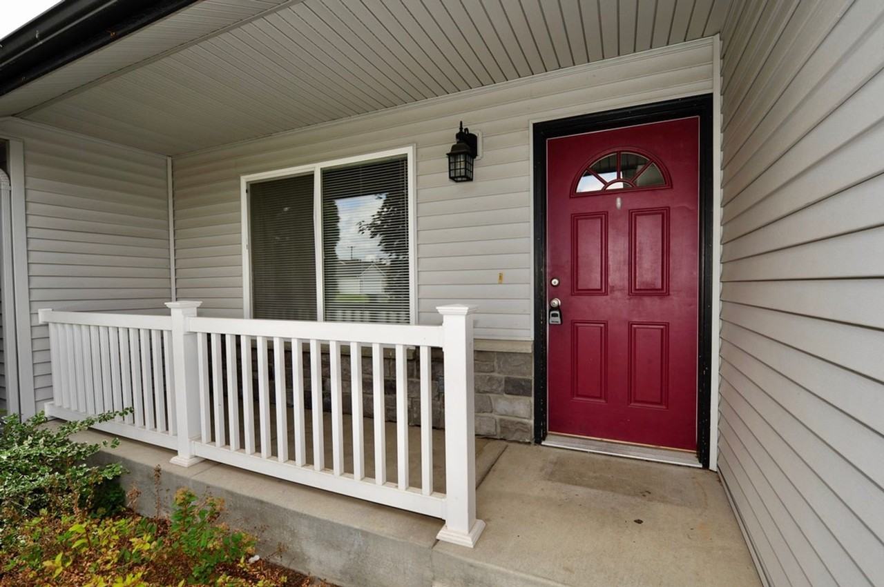2107 E Wagon Trail Loop - Photo 2 of 25