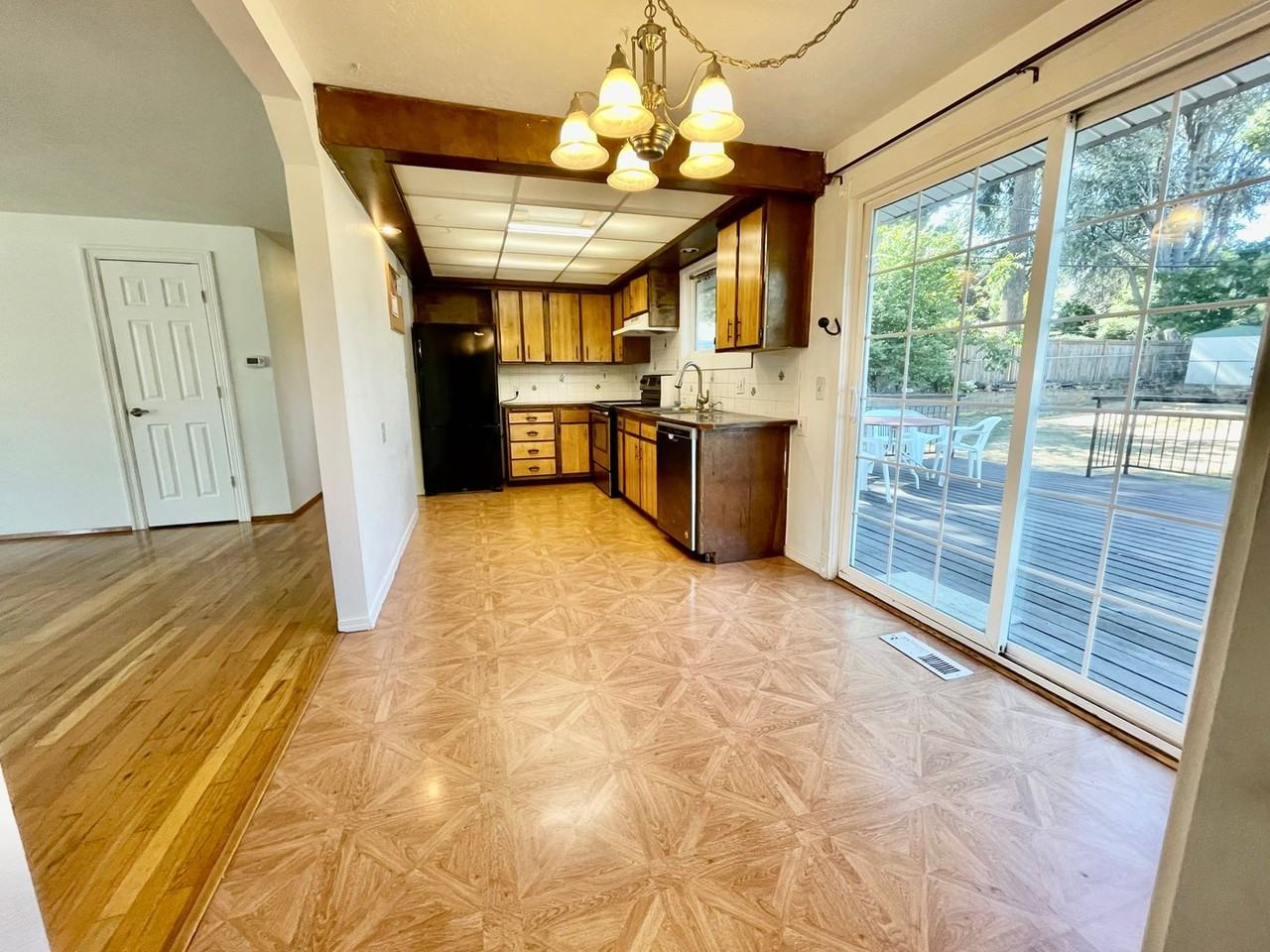 15041 Se Millmain Dr - Photo 6 of 30