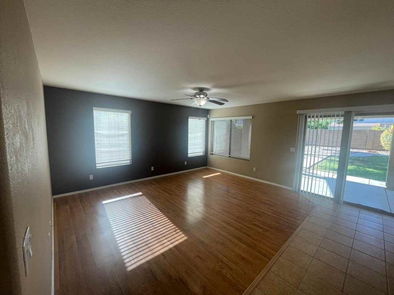 1053 W Bruce Ave - Photo 6 of 18