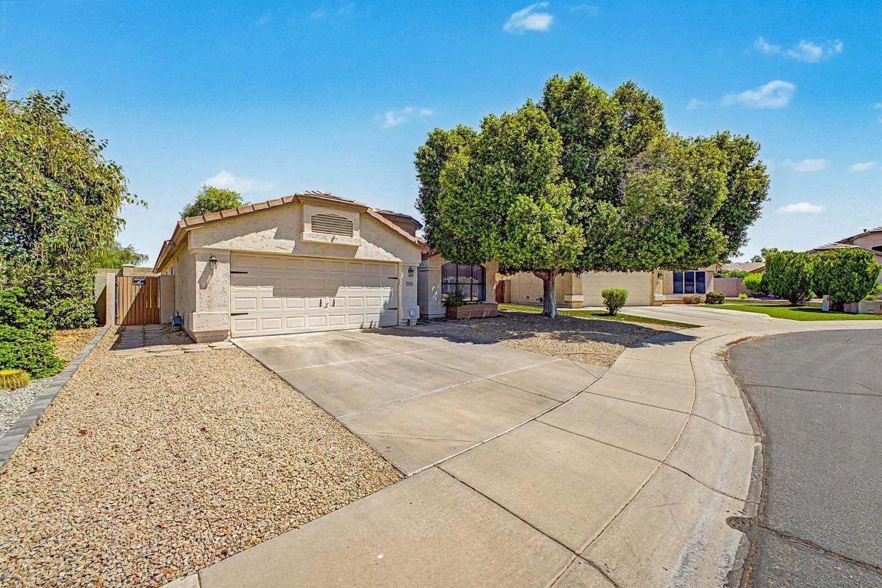 6406 W Escuda Rd - Photo 2 of 31