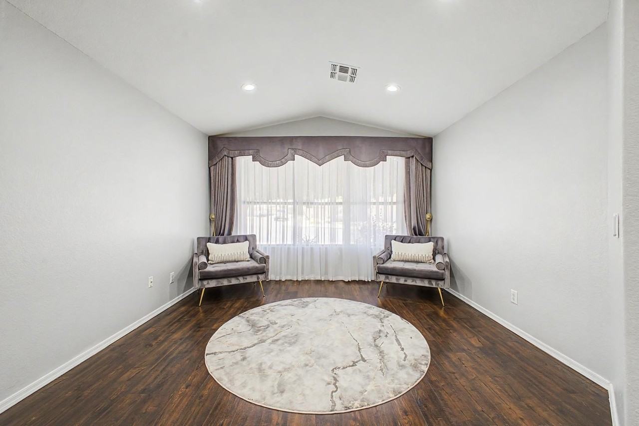 6406 W Escuda Rd - Photo 4 of 31