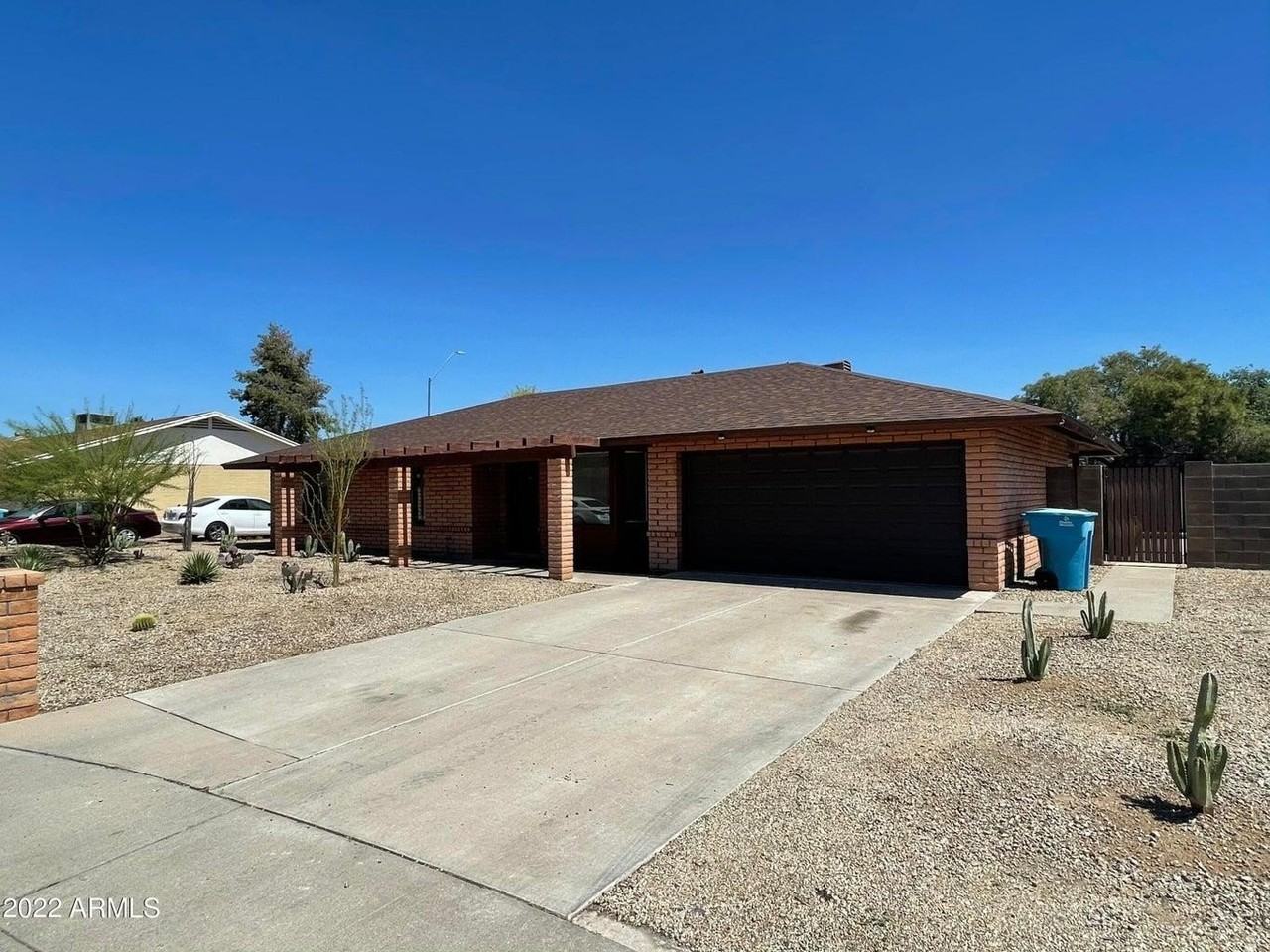 13243 N 47th Pl - Photo 3 of 27