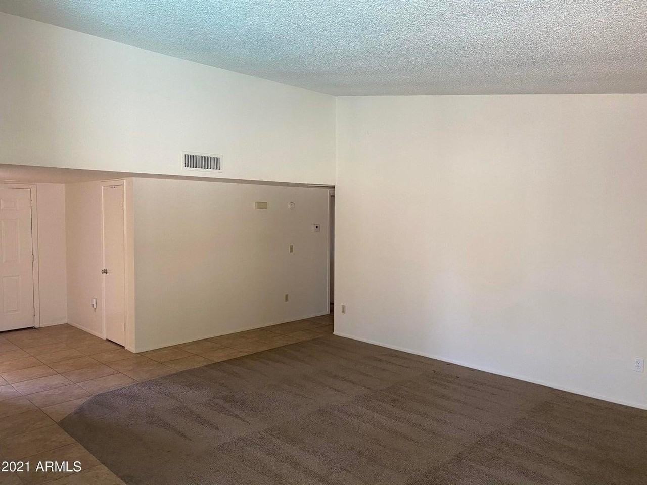 13243 N 47th Pl - Photo 5 of 27