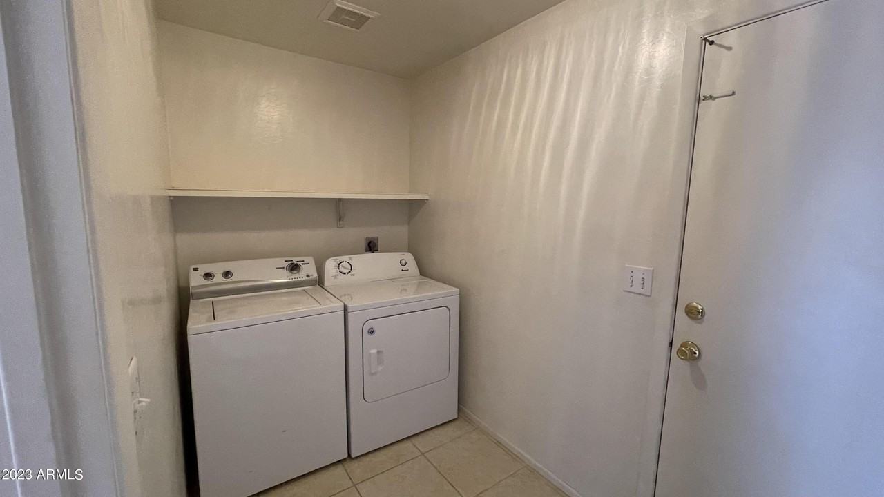3913 W Morelos St - Photo 3 of 19
