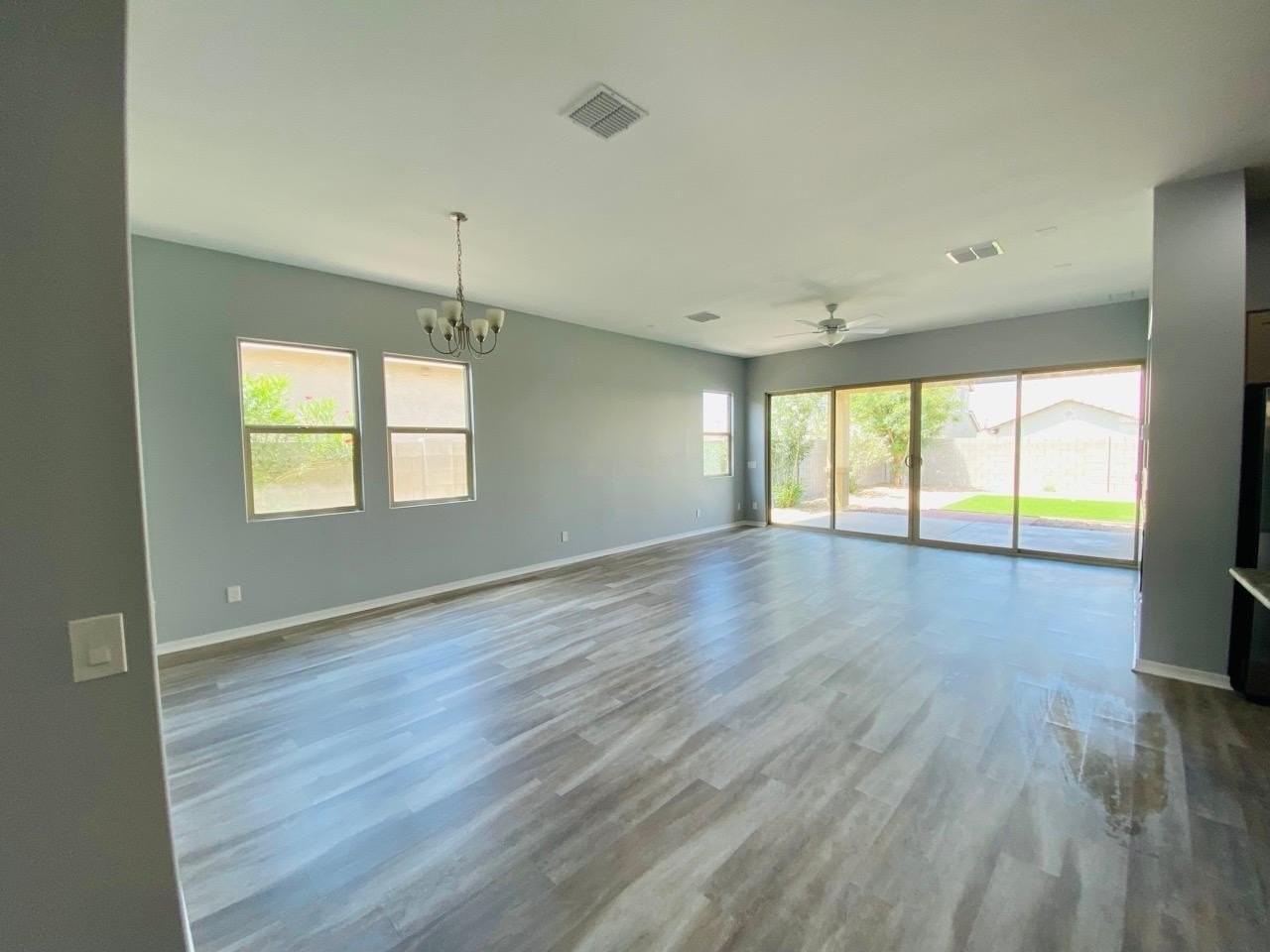2828 W Patagonia Ct - Photo 6 of 28