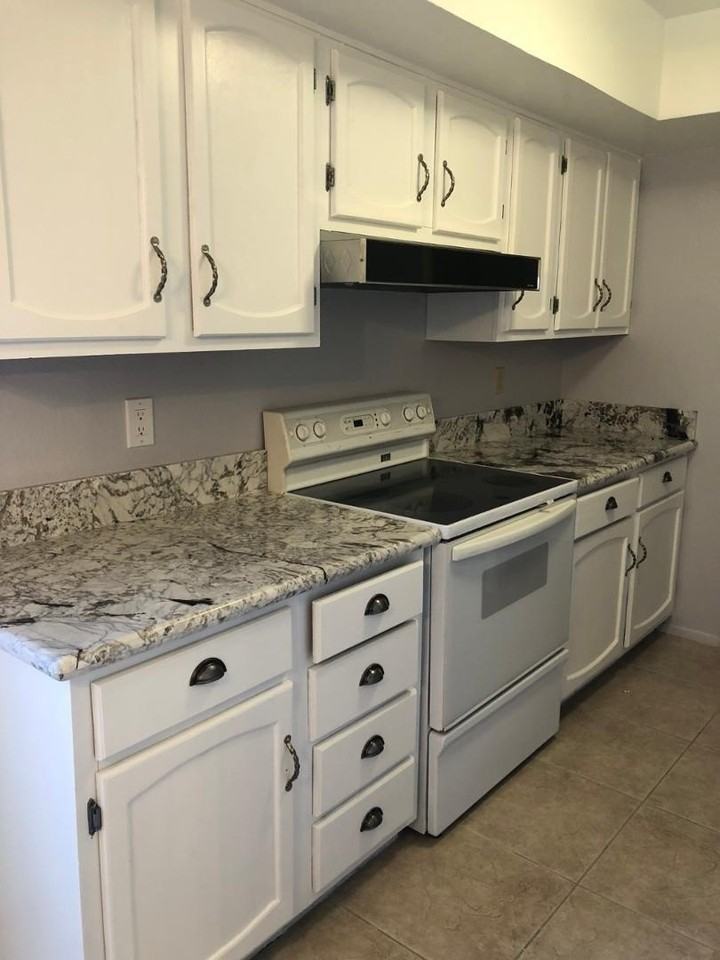 2616 W Joan De Arc Ave - Photo 5 of 35