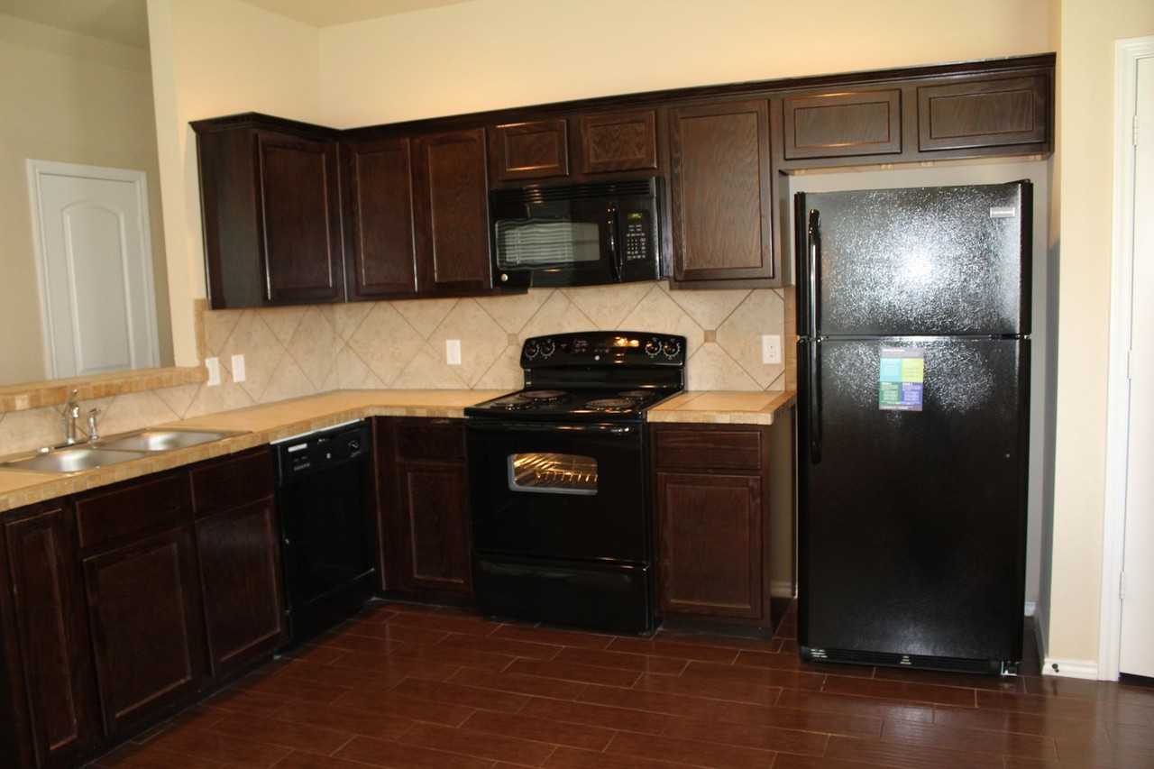 1136 Brown Rock Dr - Photo 5 of 18