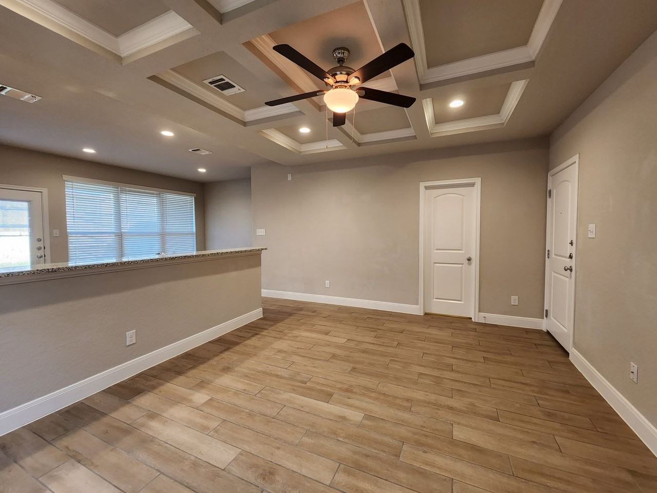 2028 Rueben Rd - Photo 4 of 36