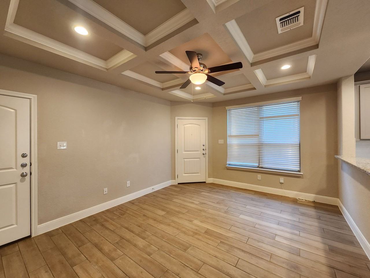 2028 Rueben Rd - Photo 5 of 36