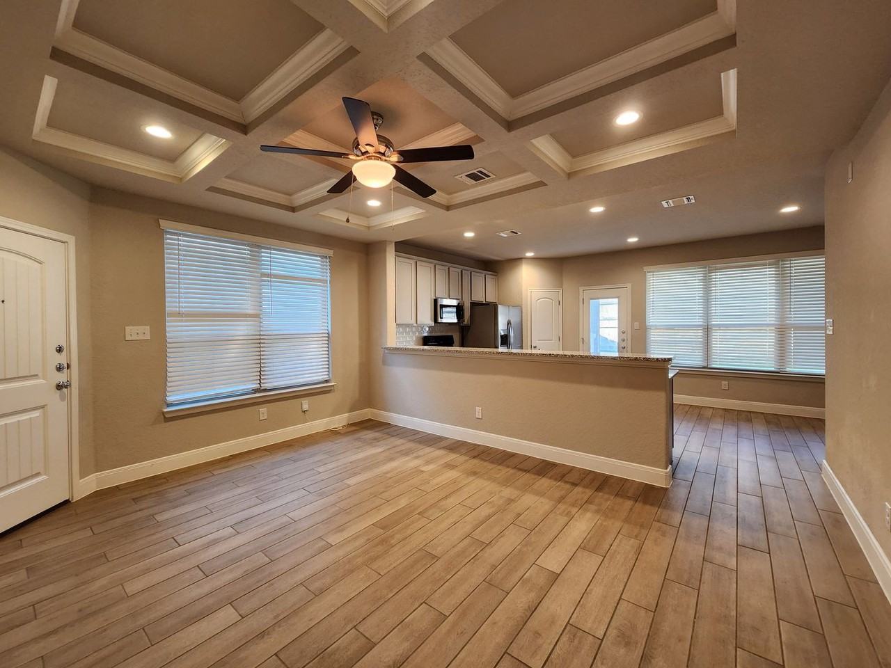 2028 Rueben Rd - Photo 6 of 36