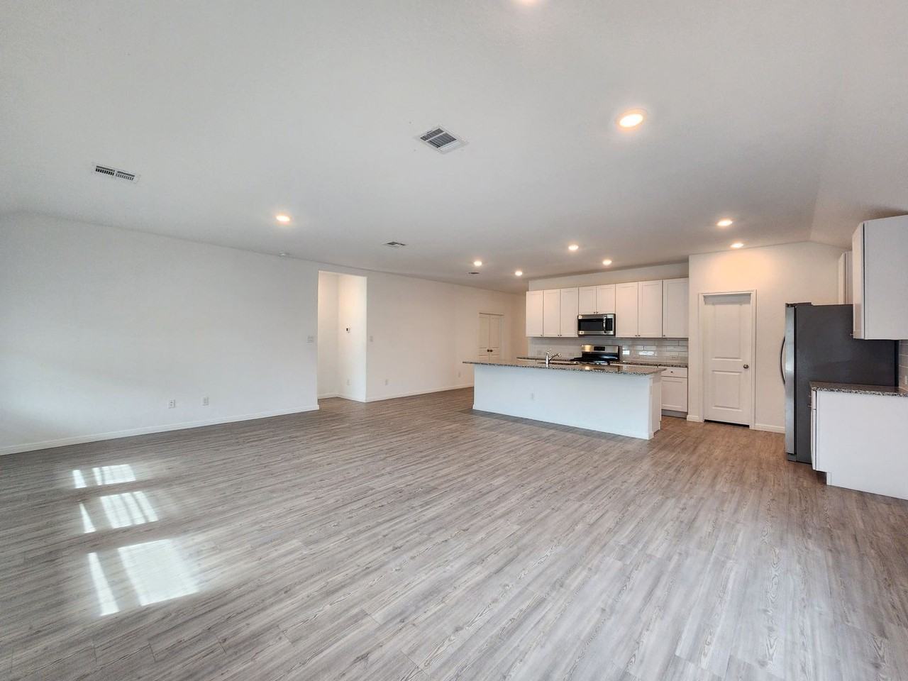 414 Fairy Duster Dr - Photo 5 of 35