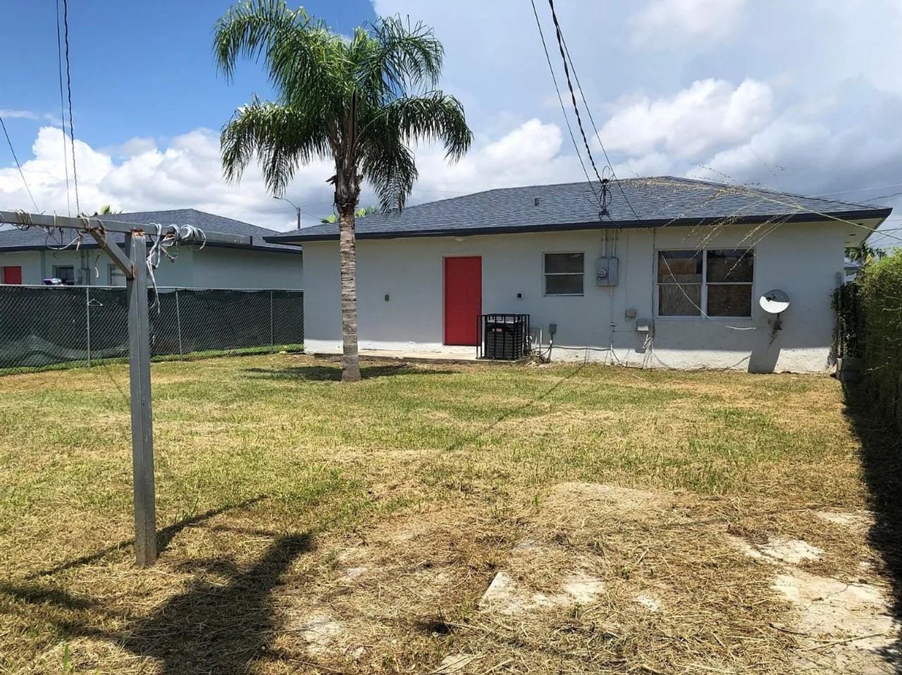 1218 Nw 8th Pl - Photo 3 of 11