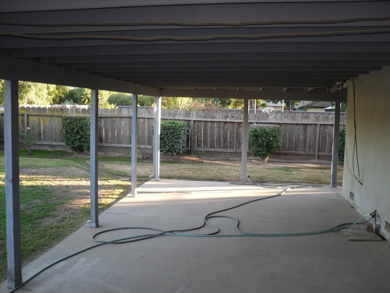 675 B St - Photo 3 of 4