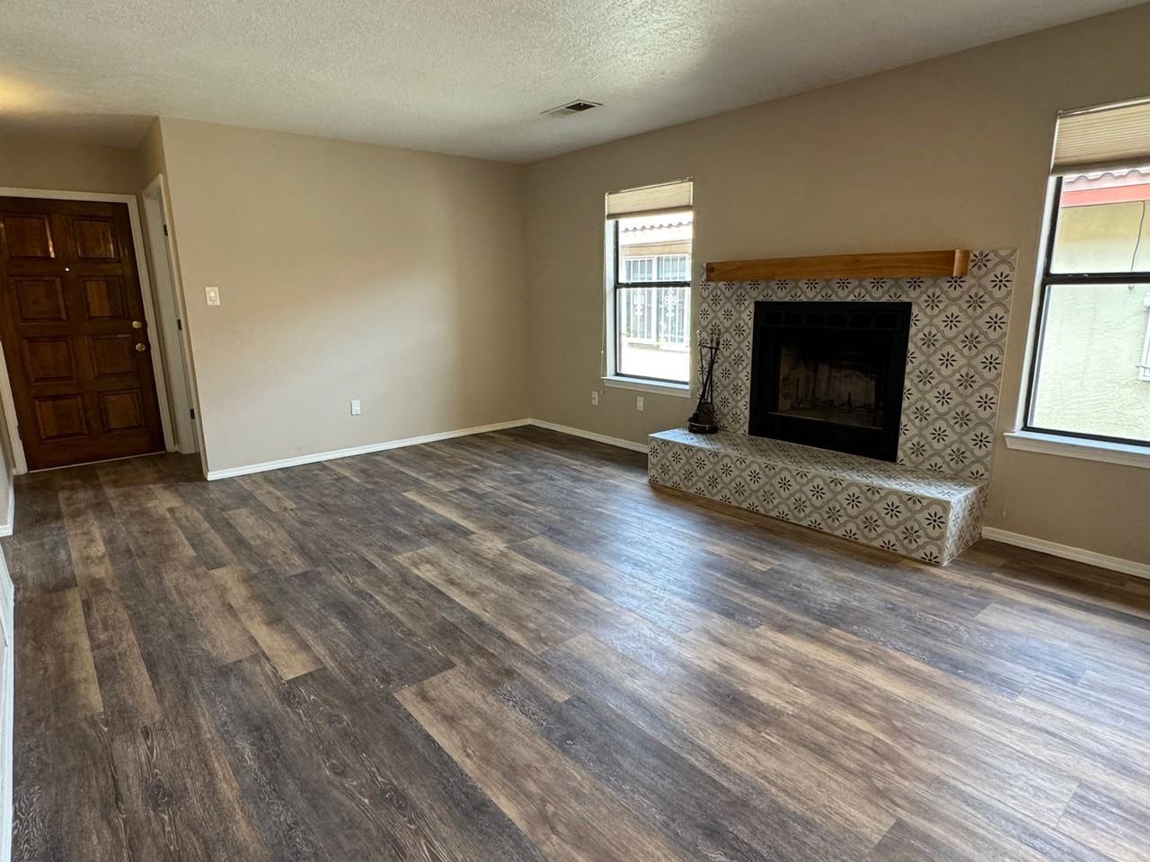 13109 Argon Ave Ne - Photo 4 of 16