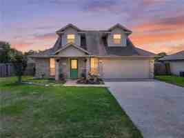 featured image of 1308 Roanoke Ct