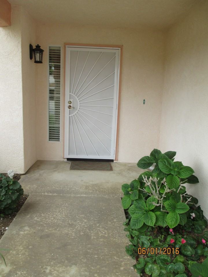 812 Cagney Way - Photo 2 of 16