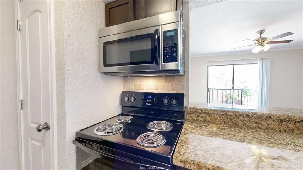 904 University Oaks Blvd #85 - Photo 5 of 21