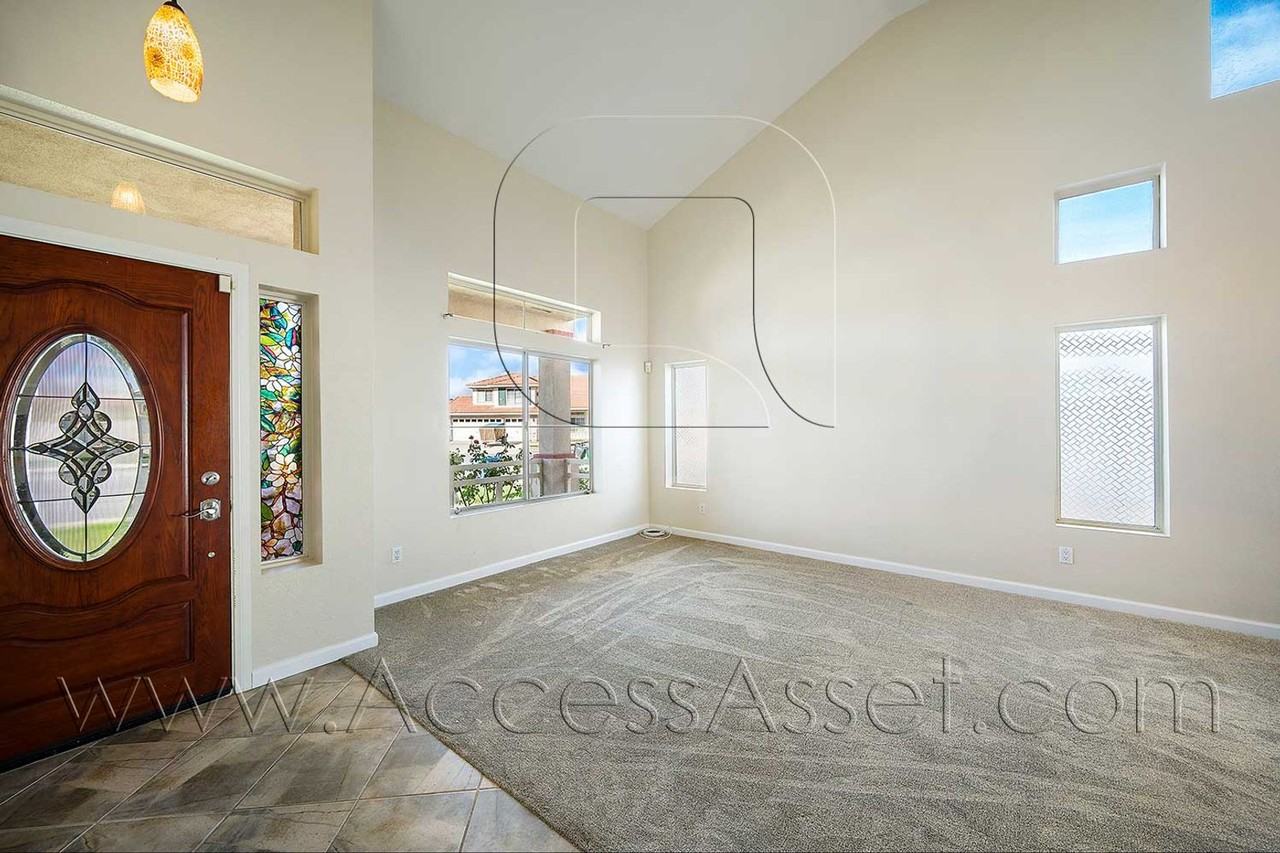29002 Spindrift Cir - Photo 4 of 34