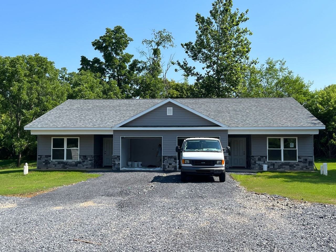 132 Lima St - Photo 2 of 5