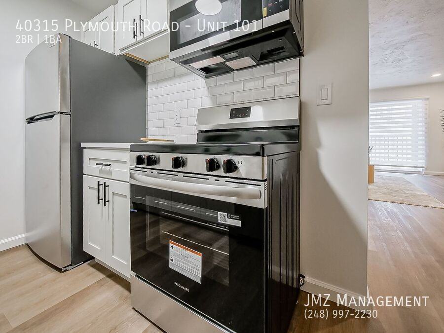 40315 Plymouth Rd #101 - Photo 3 of 36