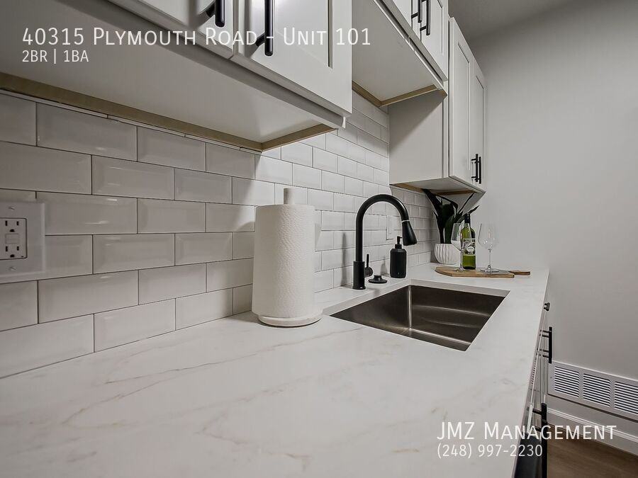 40315 Plymouth Rd #101 - Photo 7 of 36