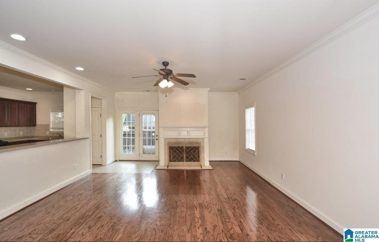 107 Castlehill Dr - Photo 5 of 50