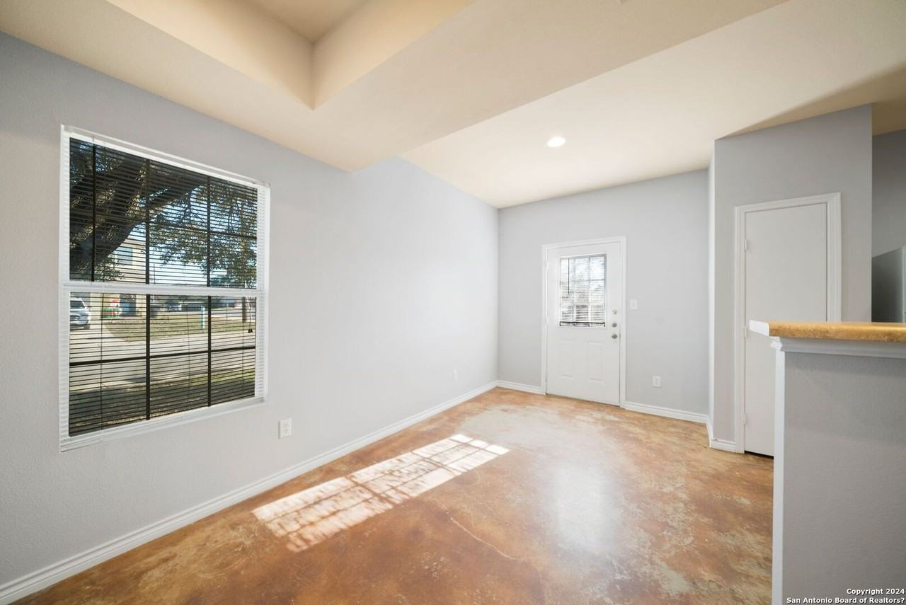 6410 Summit Oak #4 - Photo 6 of 16