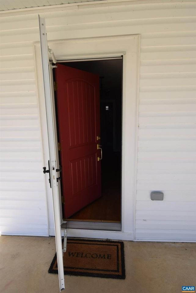5228 Secretarys Sand Rd - Photo 4 of 31