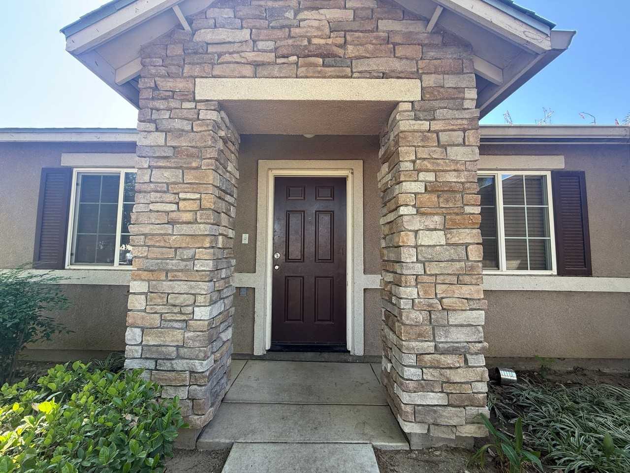 3331 N Linda Vista St - Photo 5 of 28