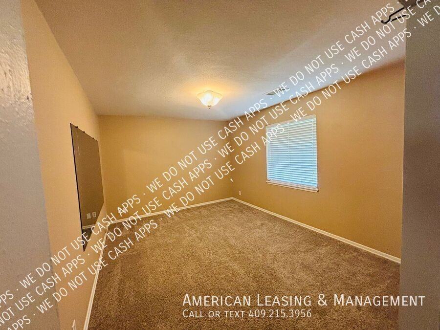 4417 Willowglen St - Photo 5 of 18