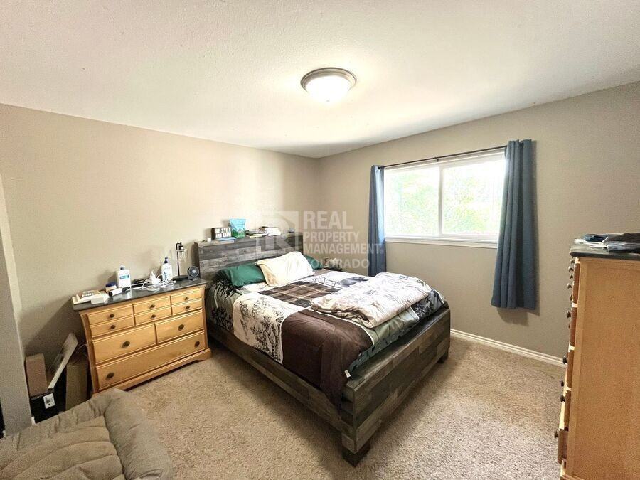 2414 Sombrero Dr - Photo 7 of 25