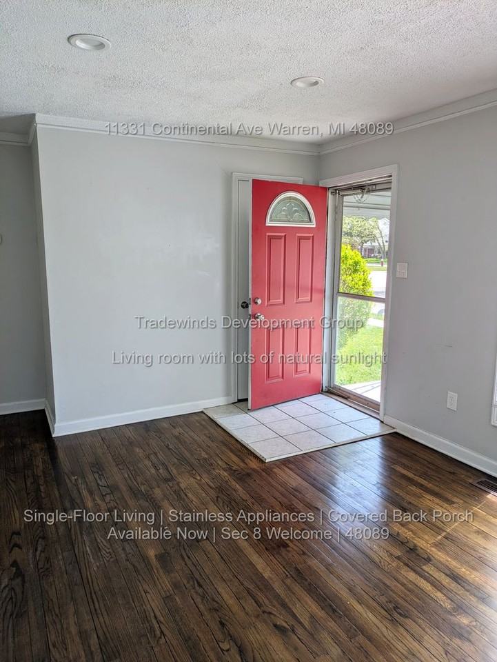 11331 Continental Ave - Photo 3 of 11