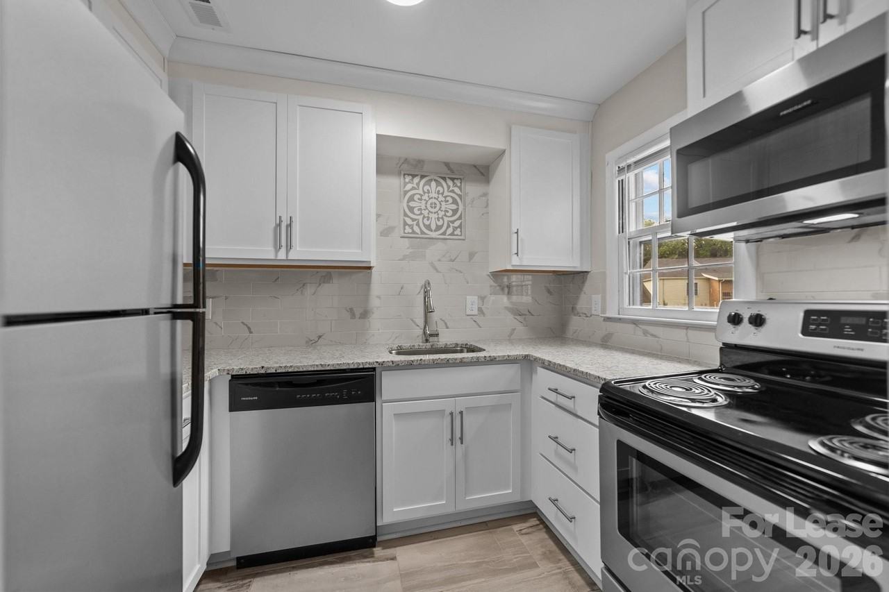 4605 Coronado Dr #Q - Photo 5 of 12