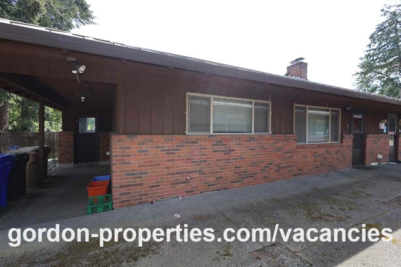 14832 Se Cedar Ave #3 - Photo 2 of 31