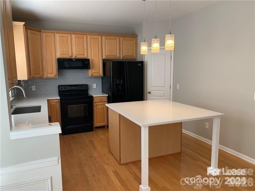 15262 Kessler Dr - Photo 3 of 15
