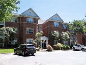 5609 Fairview Rd - Photo 1 of 1