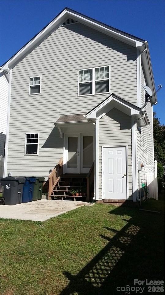 13019 W Douglas Park Dr - Photo 3 of 21