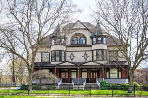 featured image of 320 E Lincoln Ave