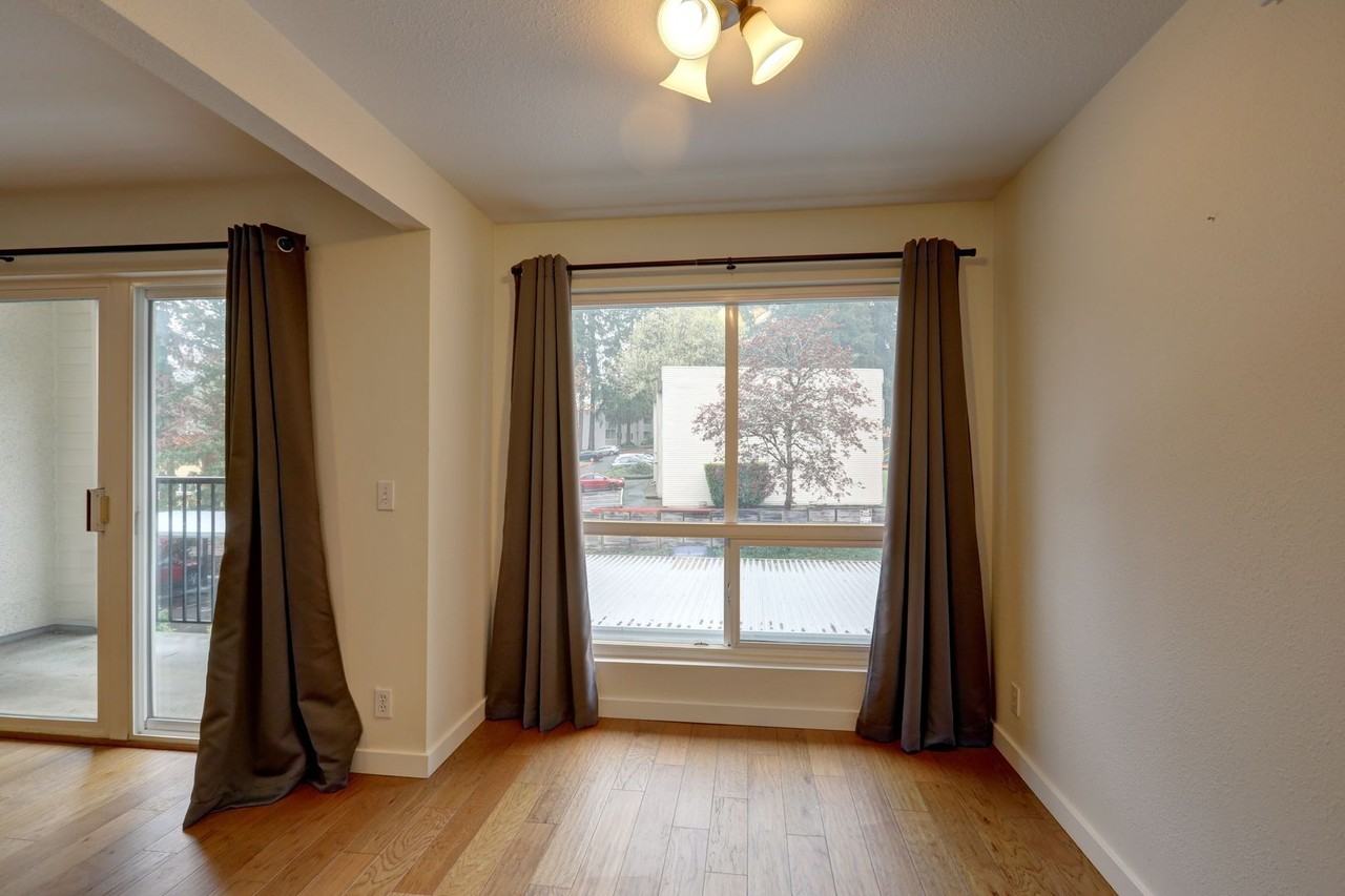 831 126th Pl Ne - Photo 5 of 14