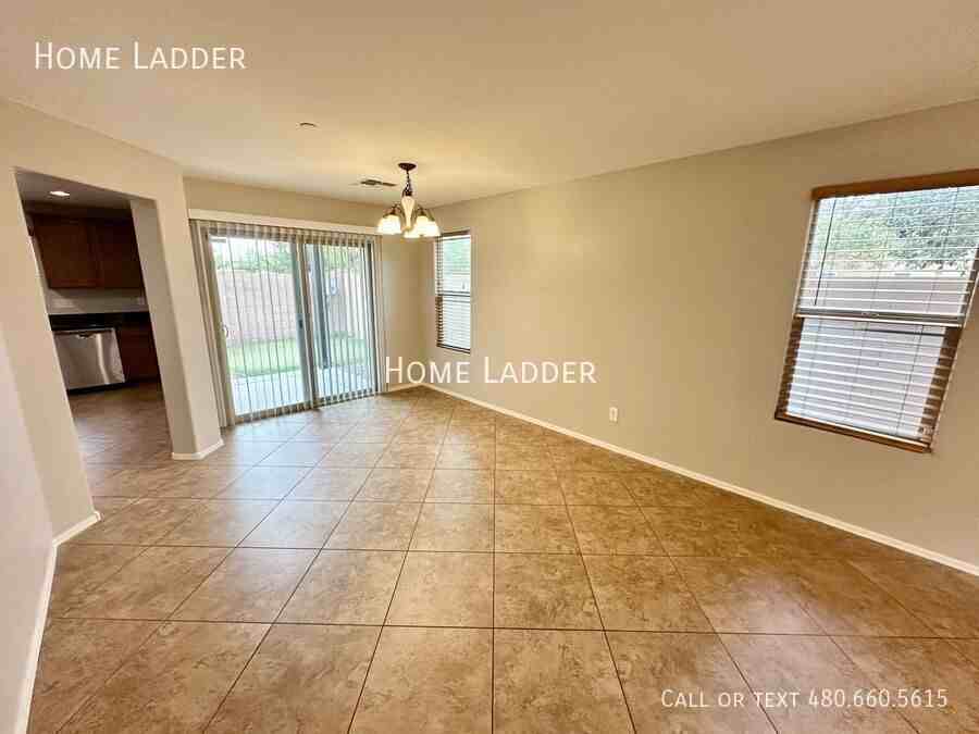 2223 S Buckaroo Trl - Photo 4 of 26