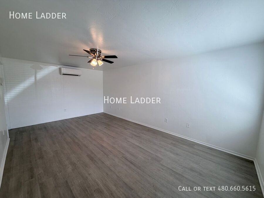 2115 N Oracle Rd #4104 - Photo 2 of 9