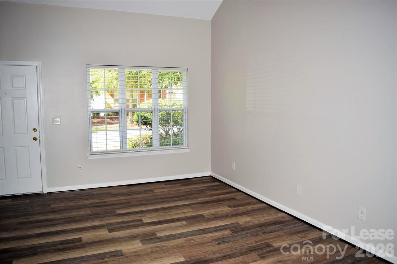 164 Portestown Way - Photo 3 of 23
