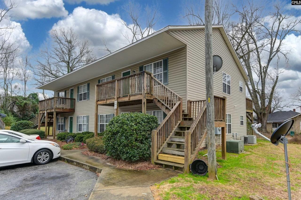 122 Hazelwood Ct - Photo 3 of 26