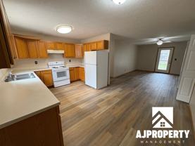 925 S Newcomb Avenue - Photo 1 of 1
