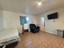 4400 N Elizabeth St - Photo 1 of 1