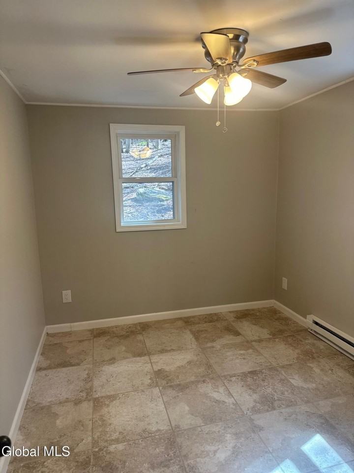 49 Lowerre Ln - Photo 4 of 7