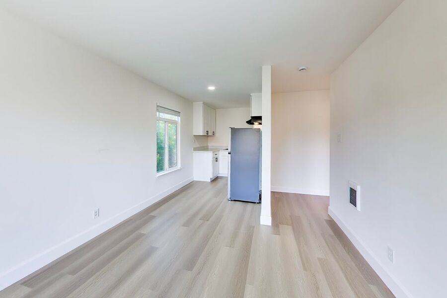 486 Beech St #05 - Photo 4 of 21