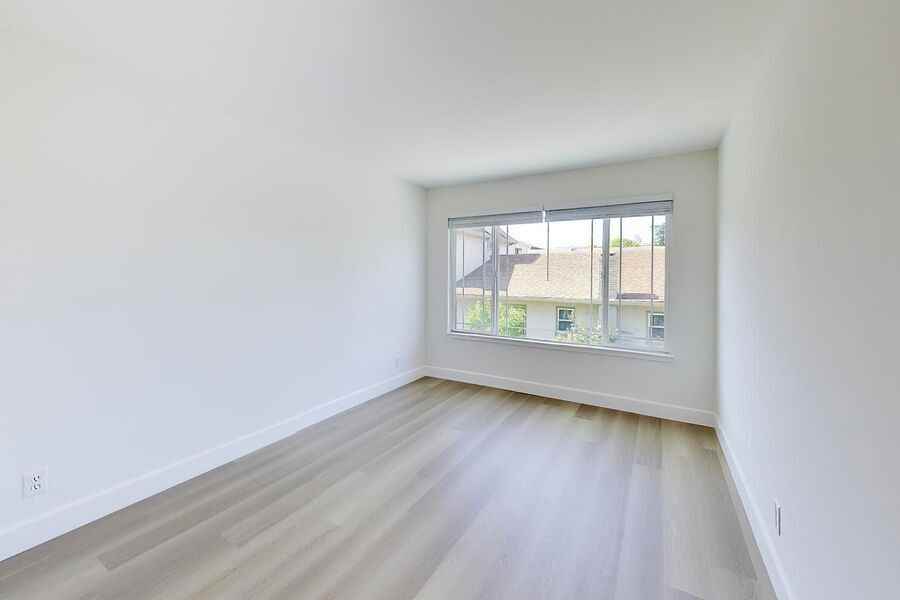486 Beech St #05 - Photo 7 of 21