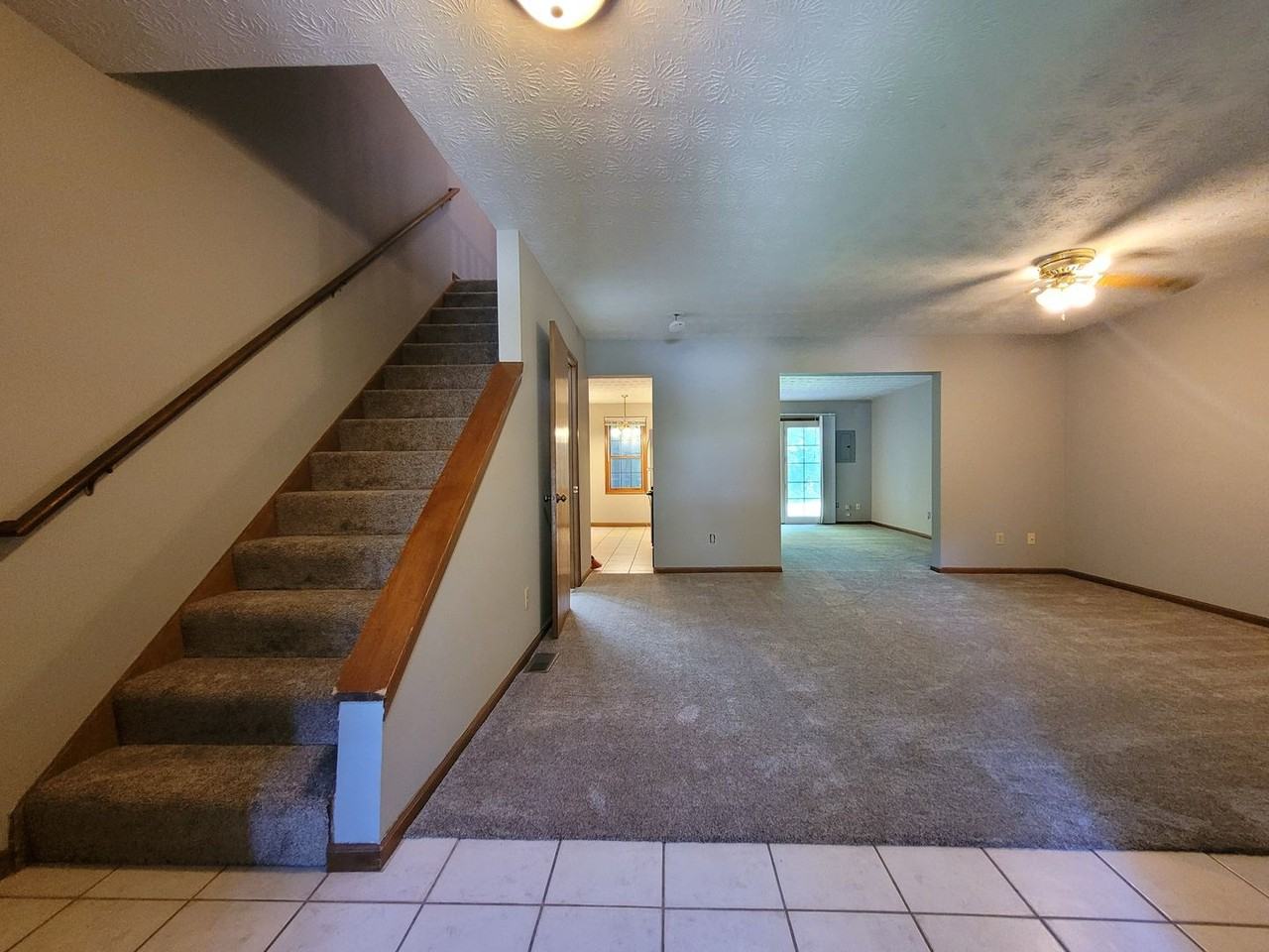 4333 Frontenac Dr - Photo 2 of 20