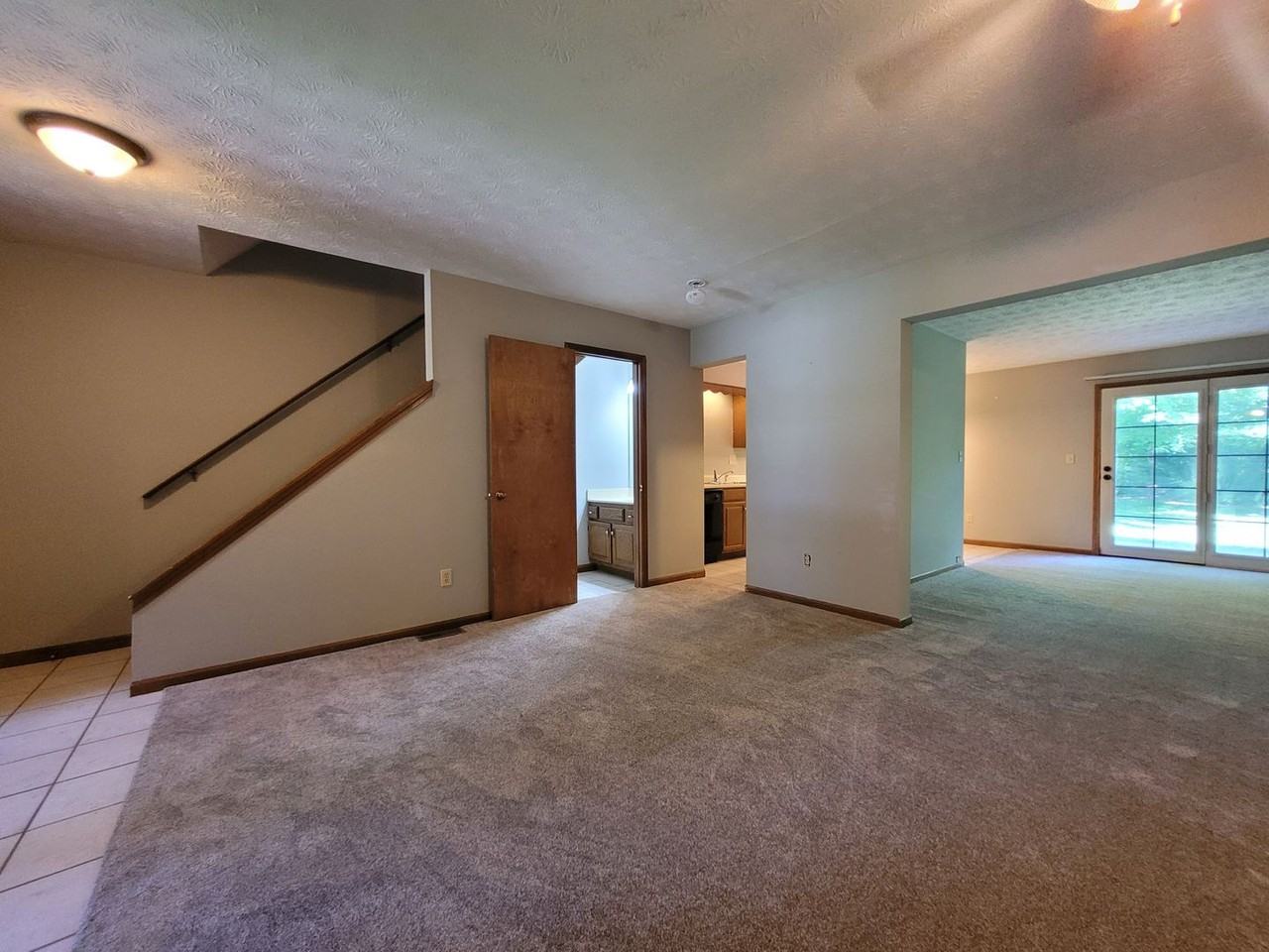 4333 Frontenac Dr - Photo 3 of 20